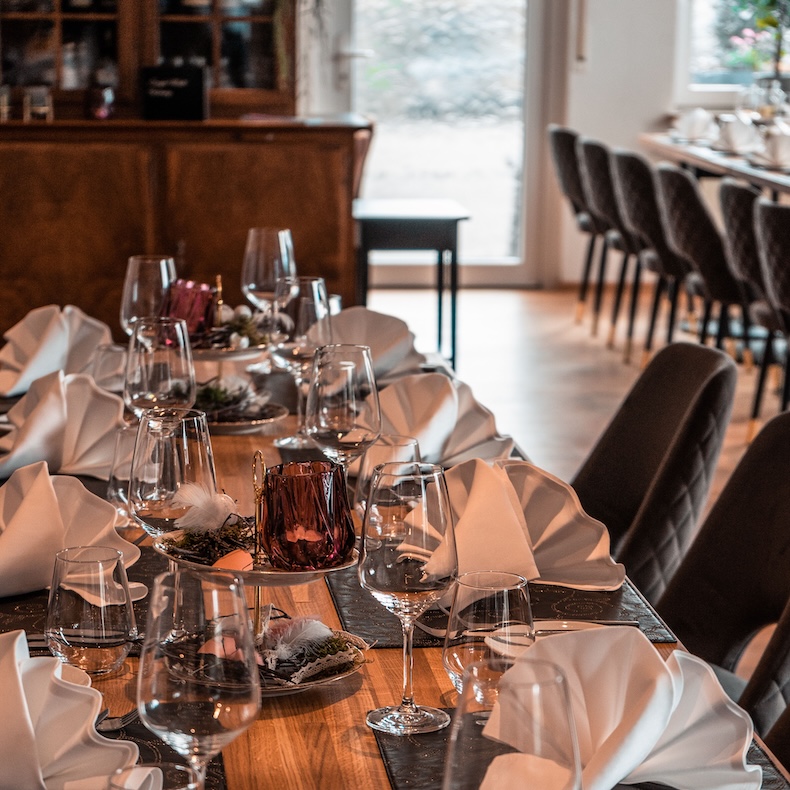 Service en salle, bar & sommellerie